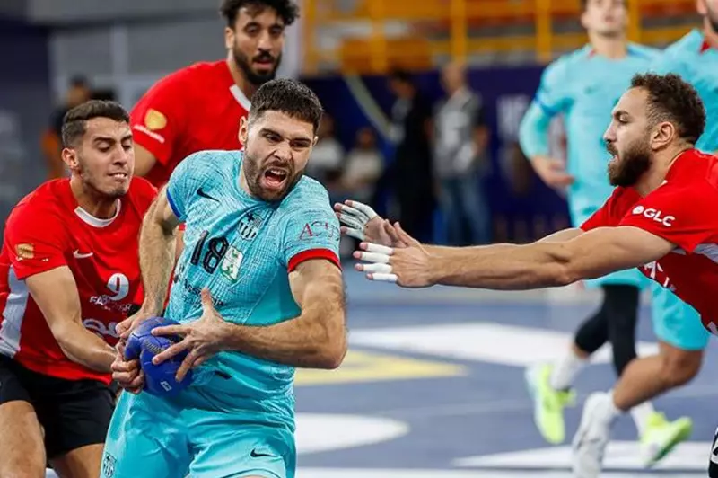 مباراة الأهلي وبرشلونة في بطولة العالم لكرة اليد